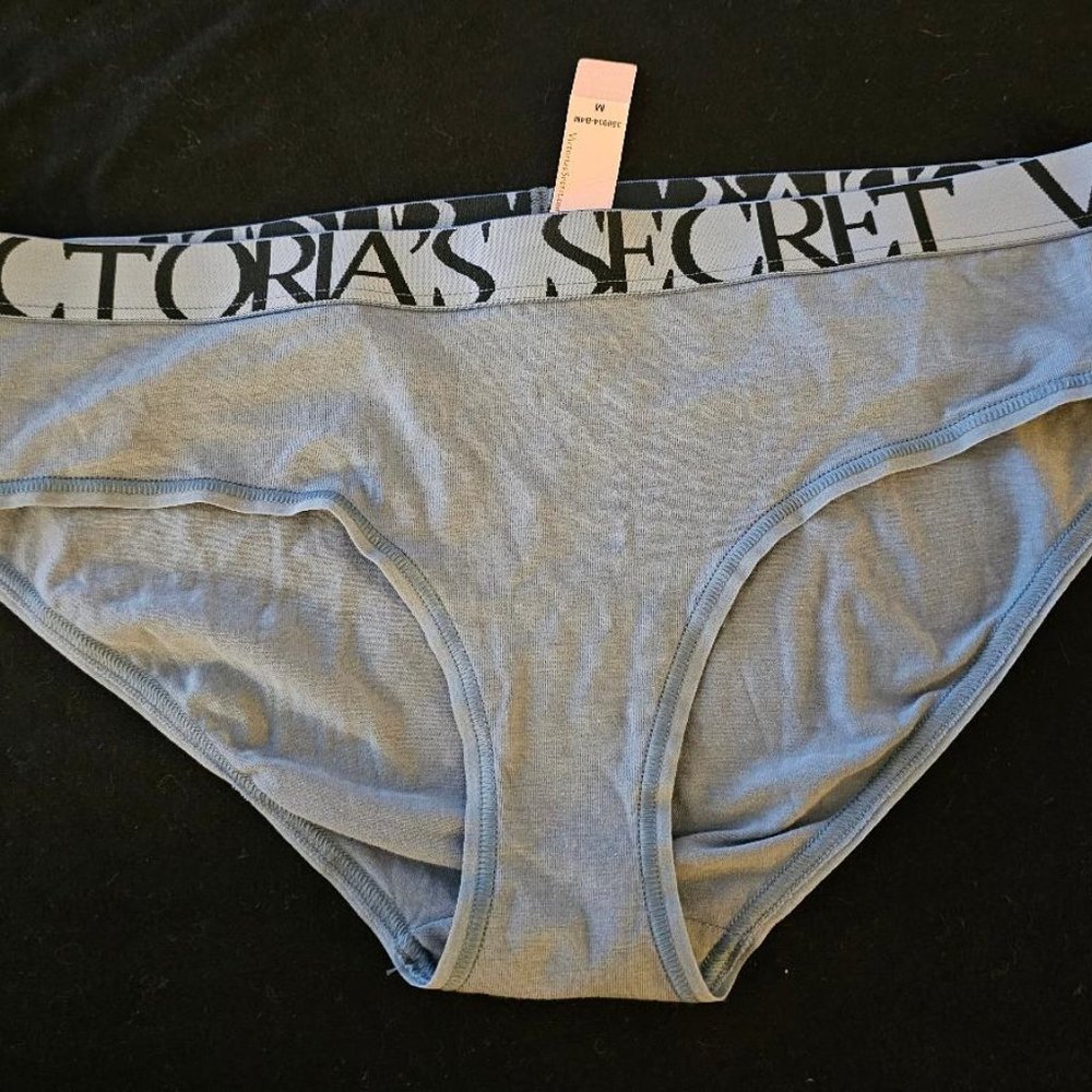 Victoria's Secret Hiphugger Panty Sz M NWT